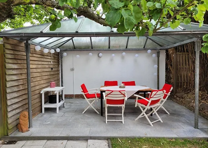 Strandhaus Schilksee Vakantiehuis *